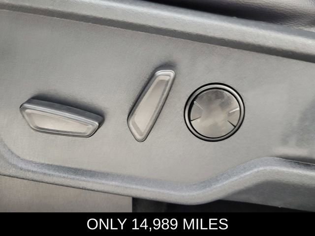 Used 2025 Ford Bronco Badlands image 14