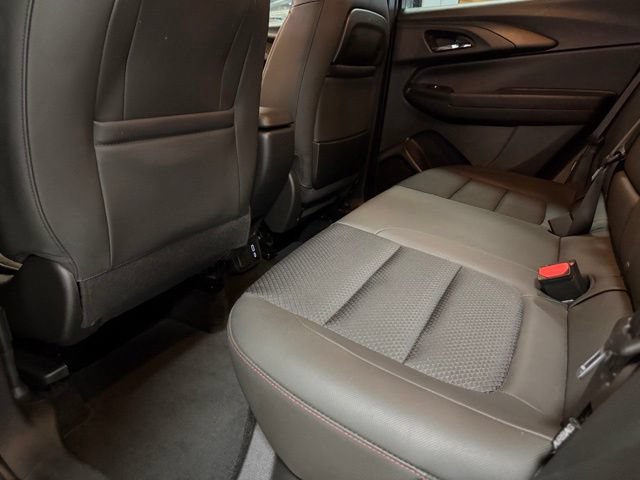 Used 2022 Chevrolet TrailBlazer RS w/ Convenience Package AWD/4WD image 21