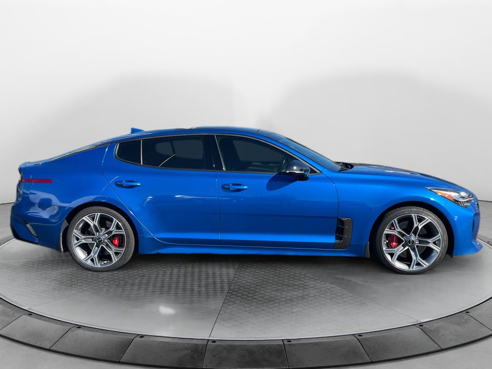 Used 2021 Kia Stinger GT2 image 8