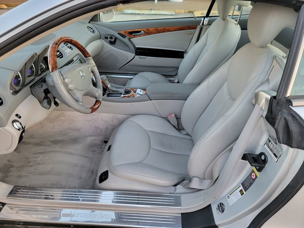 Used 2007 Mercedes-Benz SL 550 image 12
