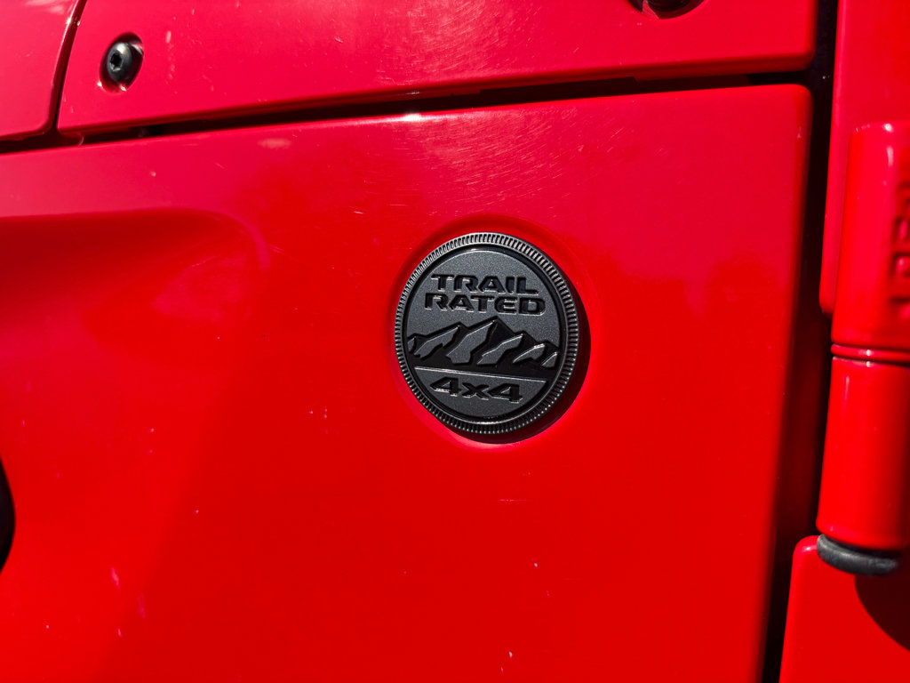 Used 2023 Jeep Wrangler Unlimited Sport AWD/4WD image 11