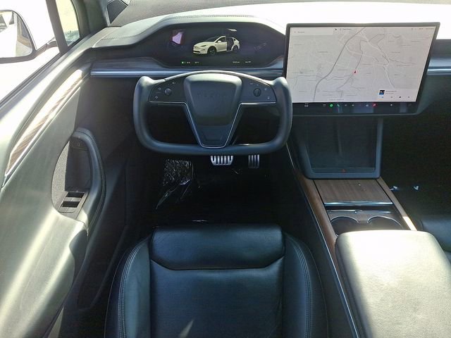 Used 2022 Tesla Model X image 13