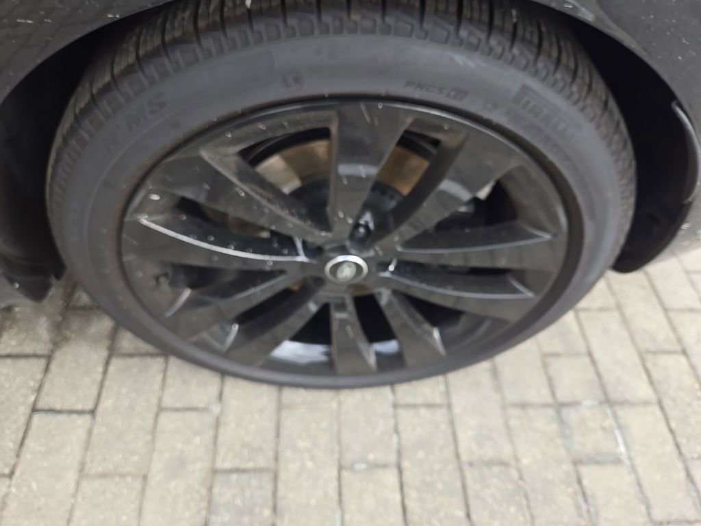 Certified 2025 Land Rover Range Rover Sport Dynamic SE image 9