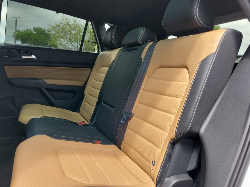 Used 2023 Volkswagen Atlas Cross Sport SEL Premium R-Line image 14