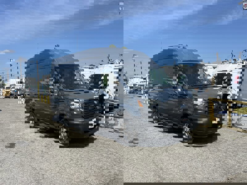 Used 2019 Ford Transit 250 148 High Roof Extended RWD image 1