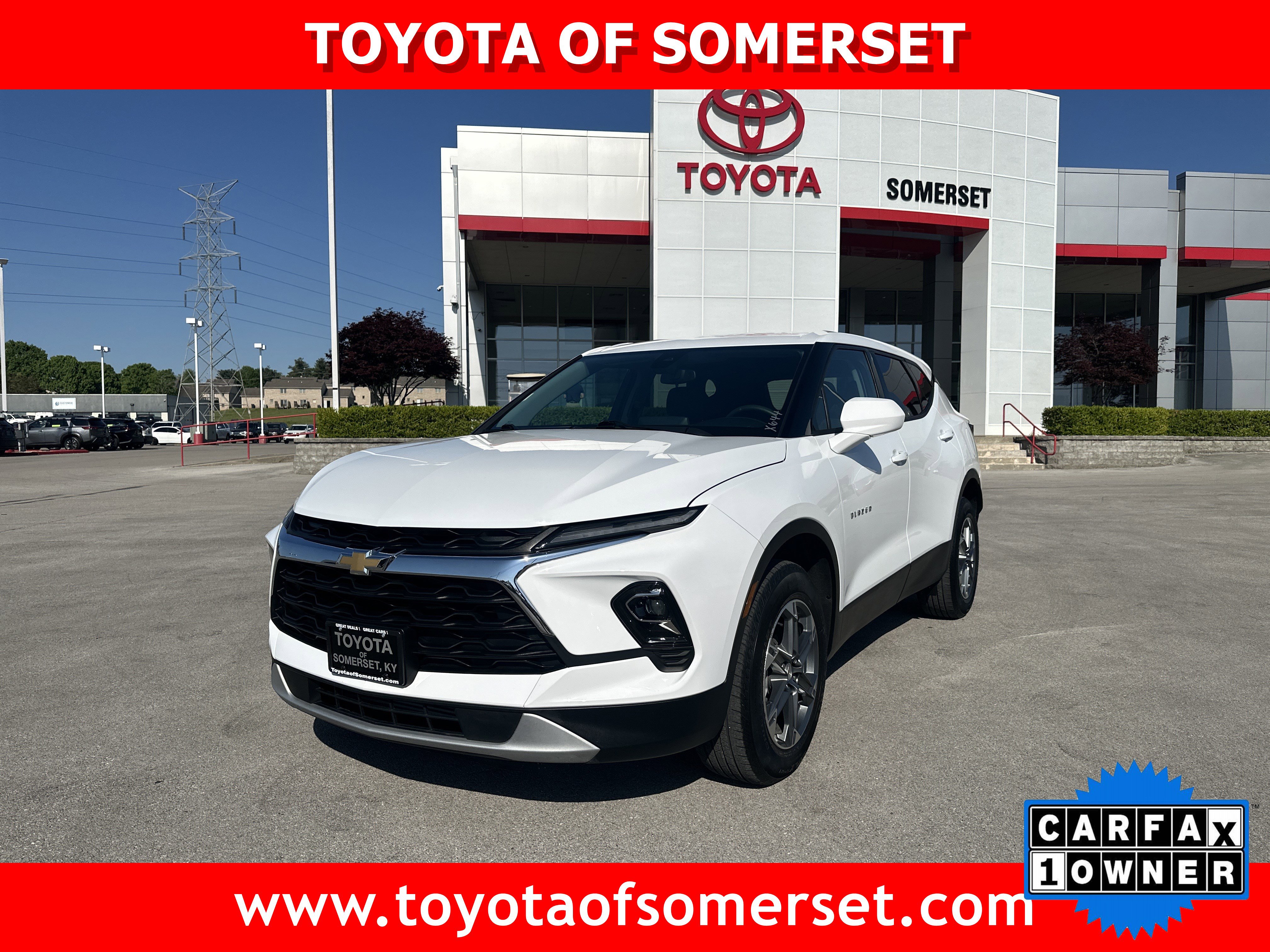 Used 2025 Chevrolet Blazer LT AWD/4WD image 1