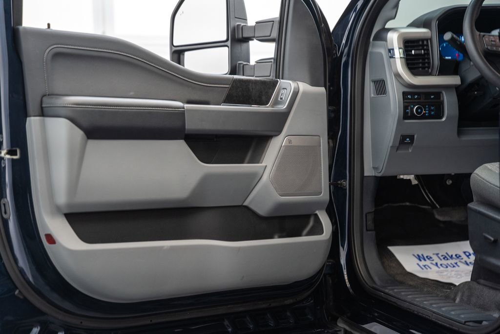 Used 2024 Ford F350 XLT w/ Black Appearance Package AWD/4WD image 44