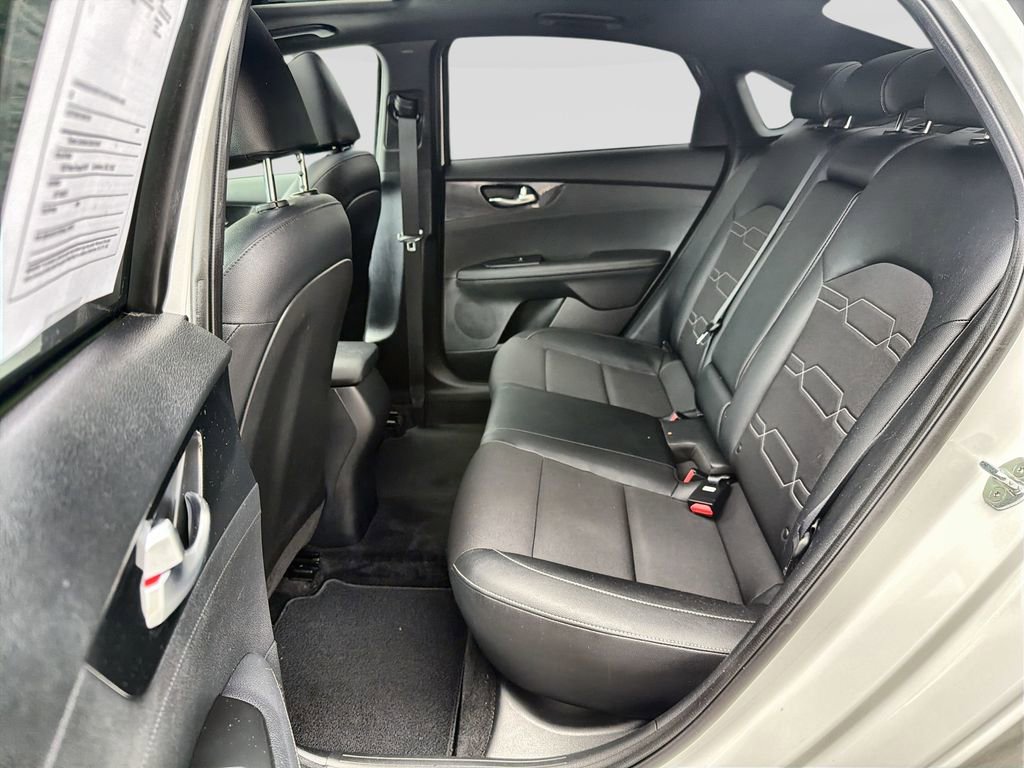 Used 2022 Kia Forte GT-Line w/ GT-Line Premium Package FWD image 30