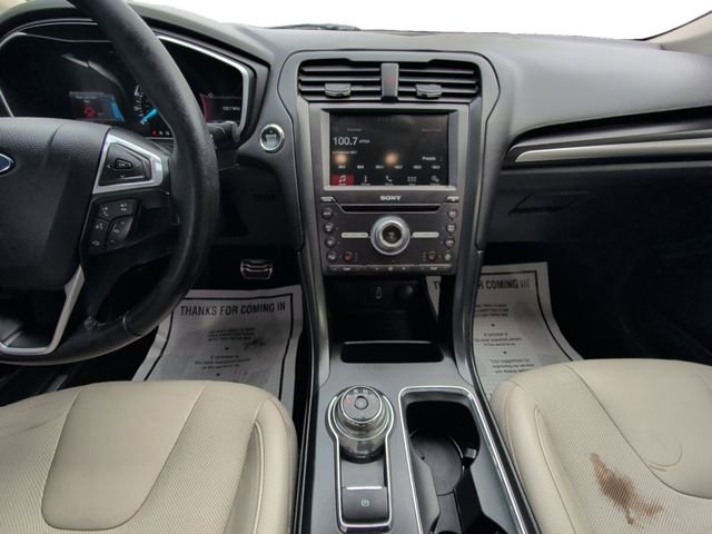 Used 2017 Ford Fusion Titanium FWD image 11