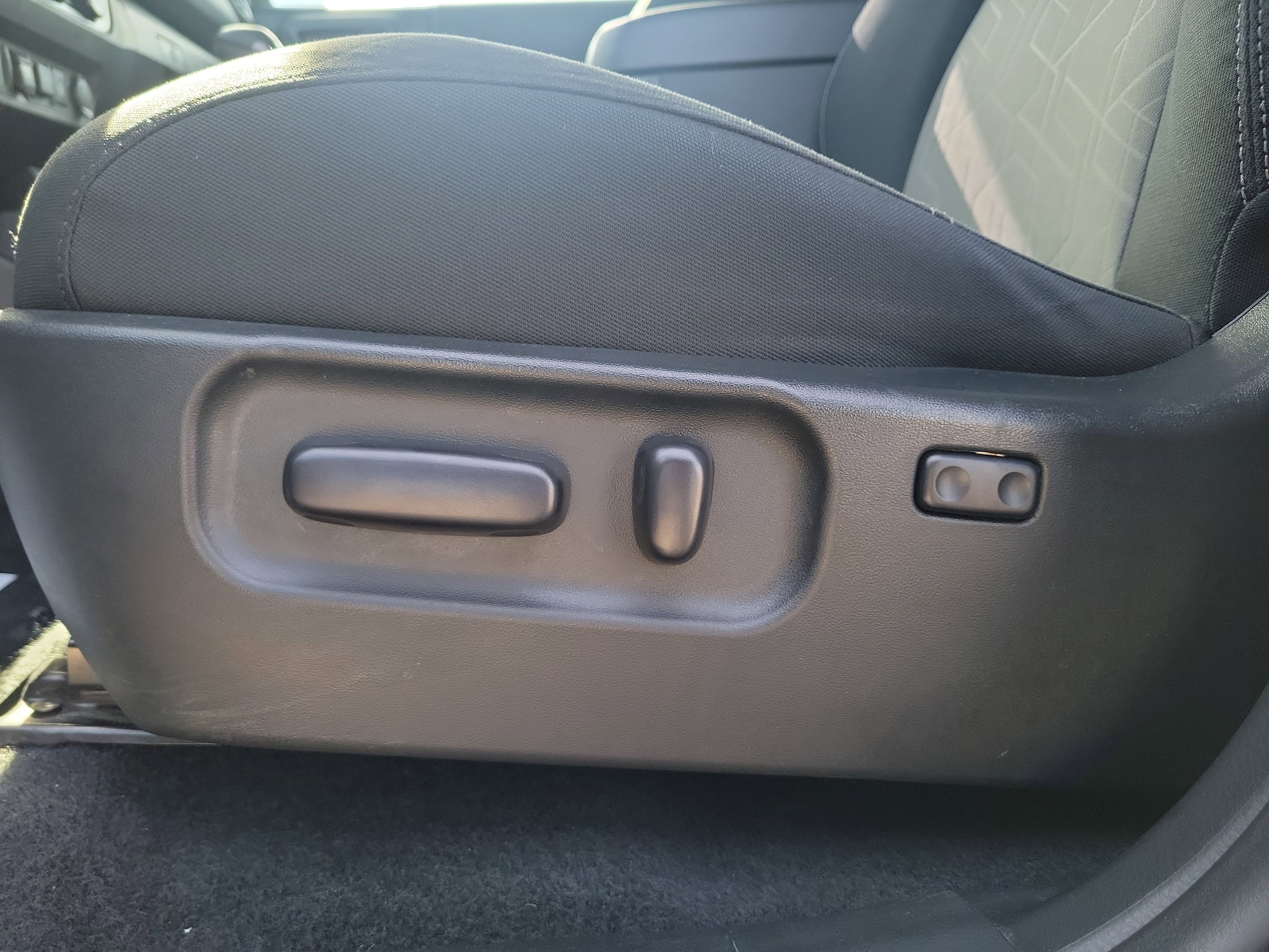 Used 2023 Toyota Tacoma TRD Sport image 16