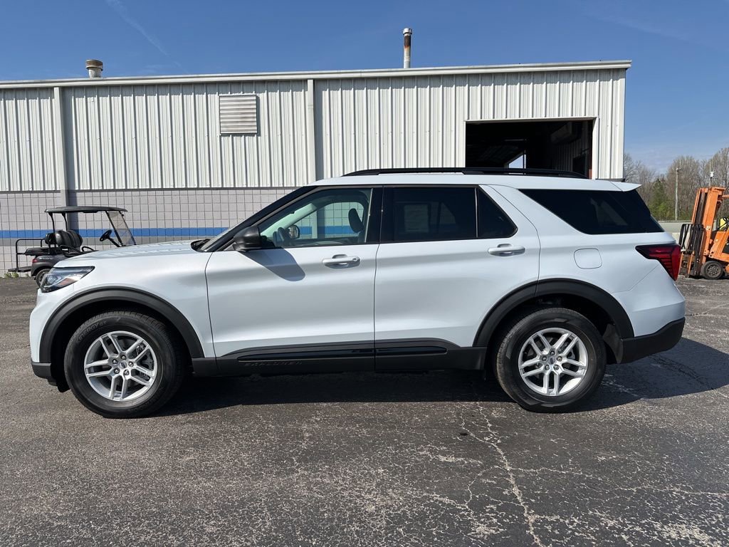 New 2026 Ford Explorer Active image 13