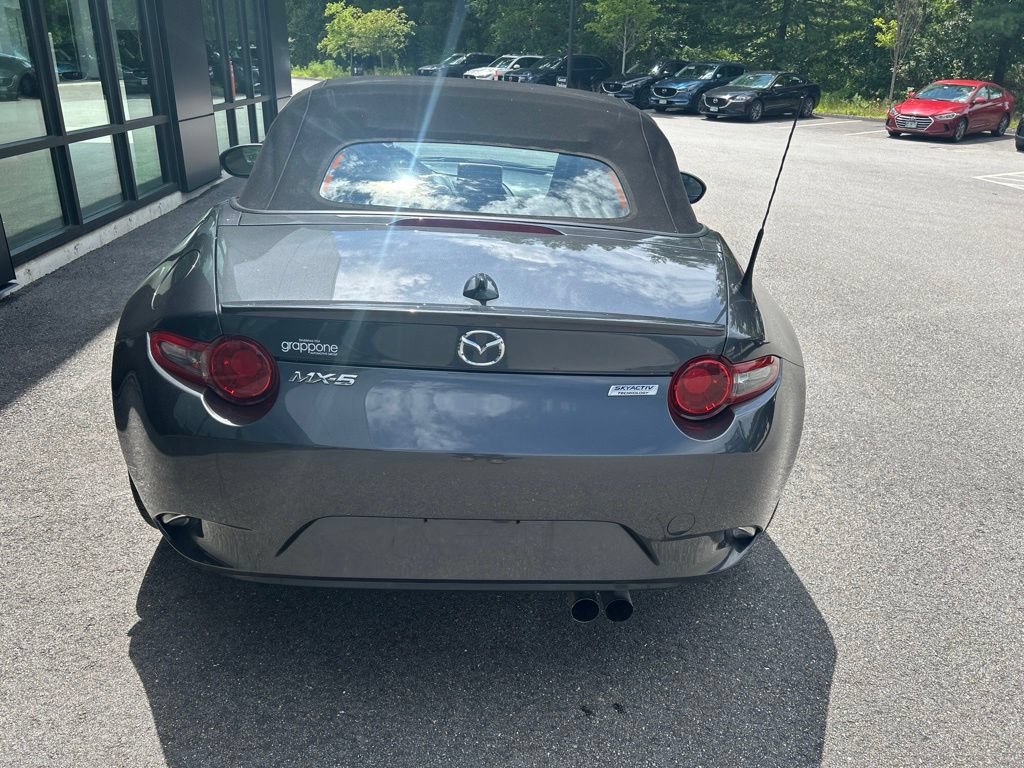 Used 2016 MAZDA MX-5 Miata Grand Touring RWD image 5