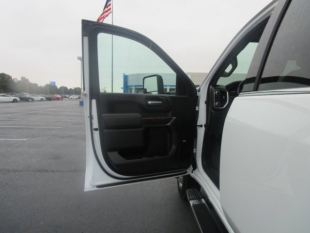 Used 2023 GMC Sierra 3500 SLT w/ SLT Premium Package image 16