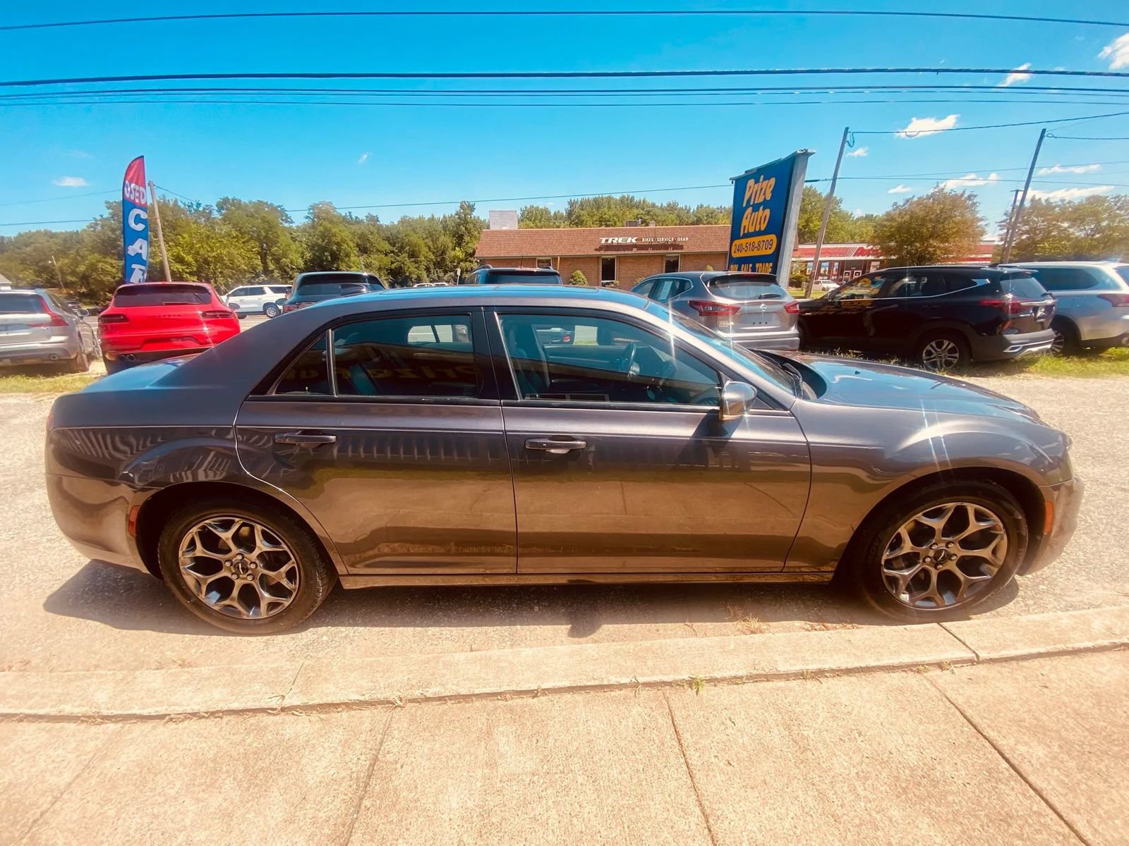 Used 2017 Chrysler 300 S w/ 300S Premium Group AWD/4WD image 6
