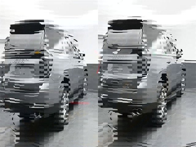 New 2026 Chevrolet Suburban Premier image 14