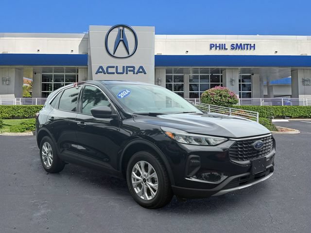 Used 2024 Ford Escape Active AWD/4WD image 3