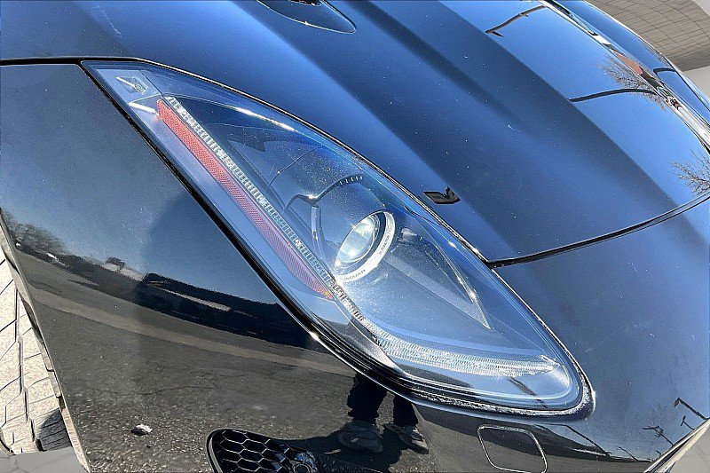 Used 2017 Jaguar F-TYPE R image 25