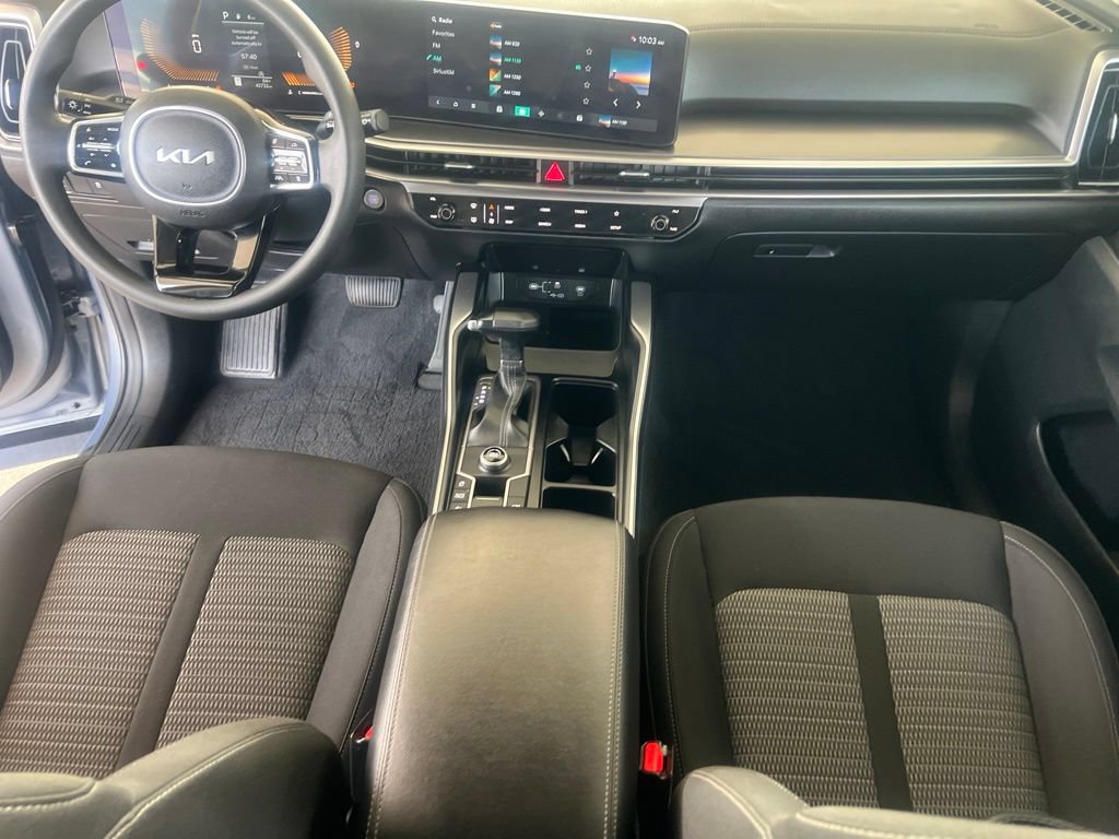 Certified 2024 Kia Sorento LX FWD image 17