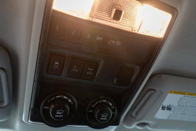 Used 2019 Toyota 4Runner TRD Off-Road Premium AWD/4WD image 39