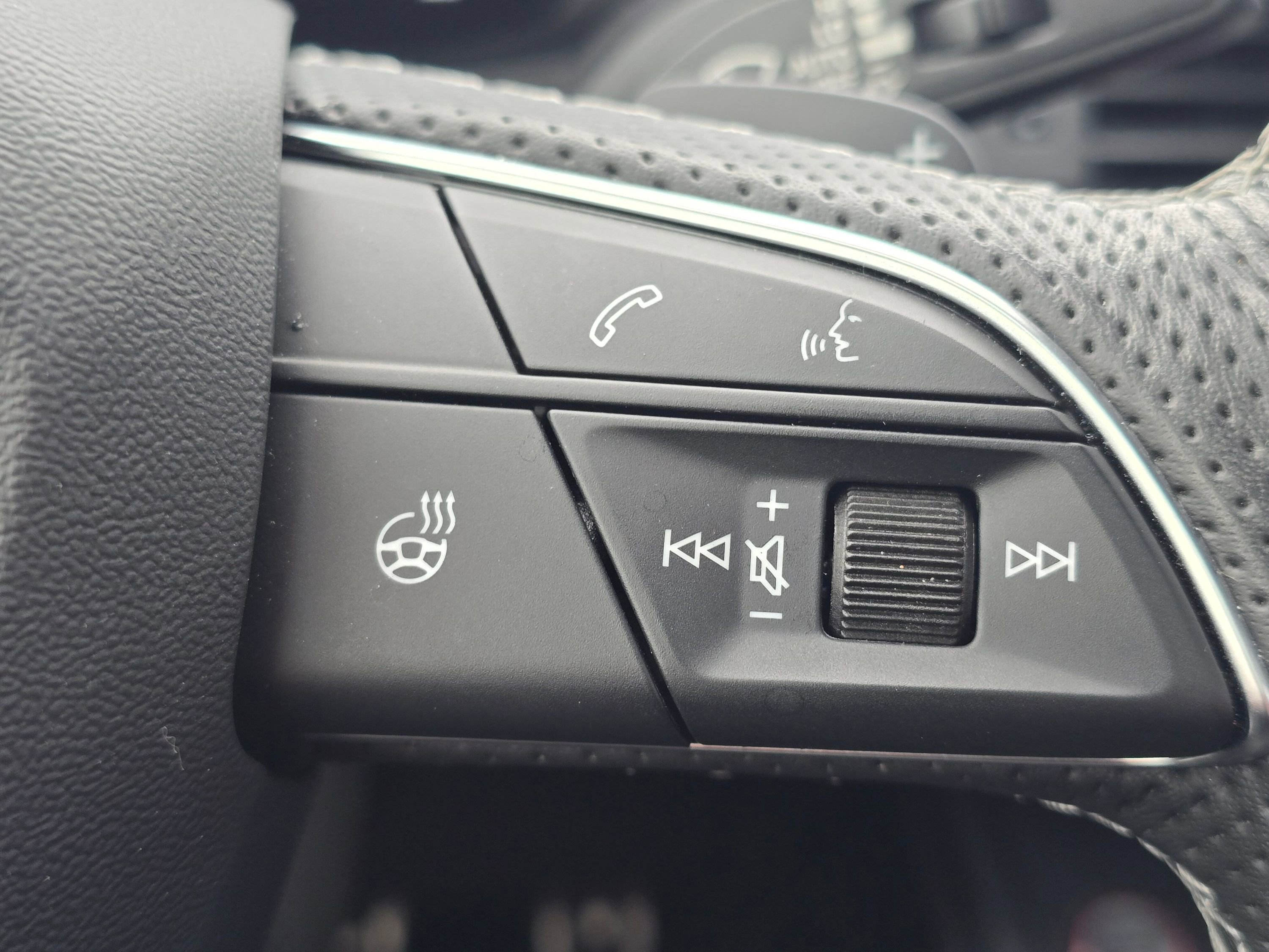 Used 2023 Audi S4 Premium Plus w/ Premium Plus Package image 47