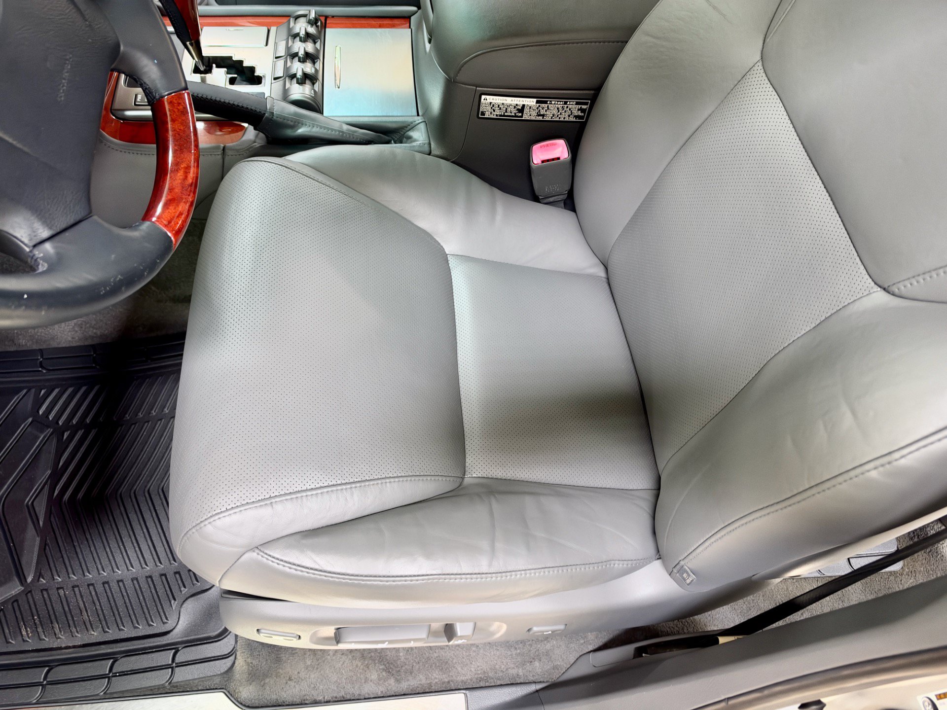 Used 2010 Lexus LX 570 4WD image 20