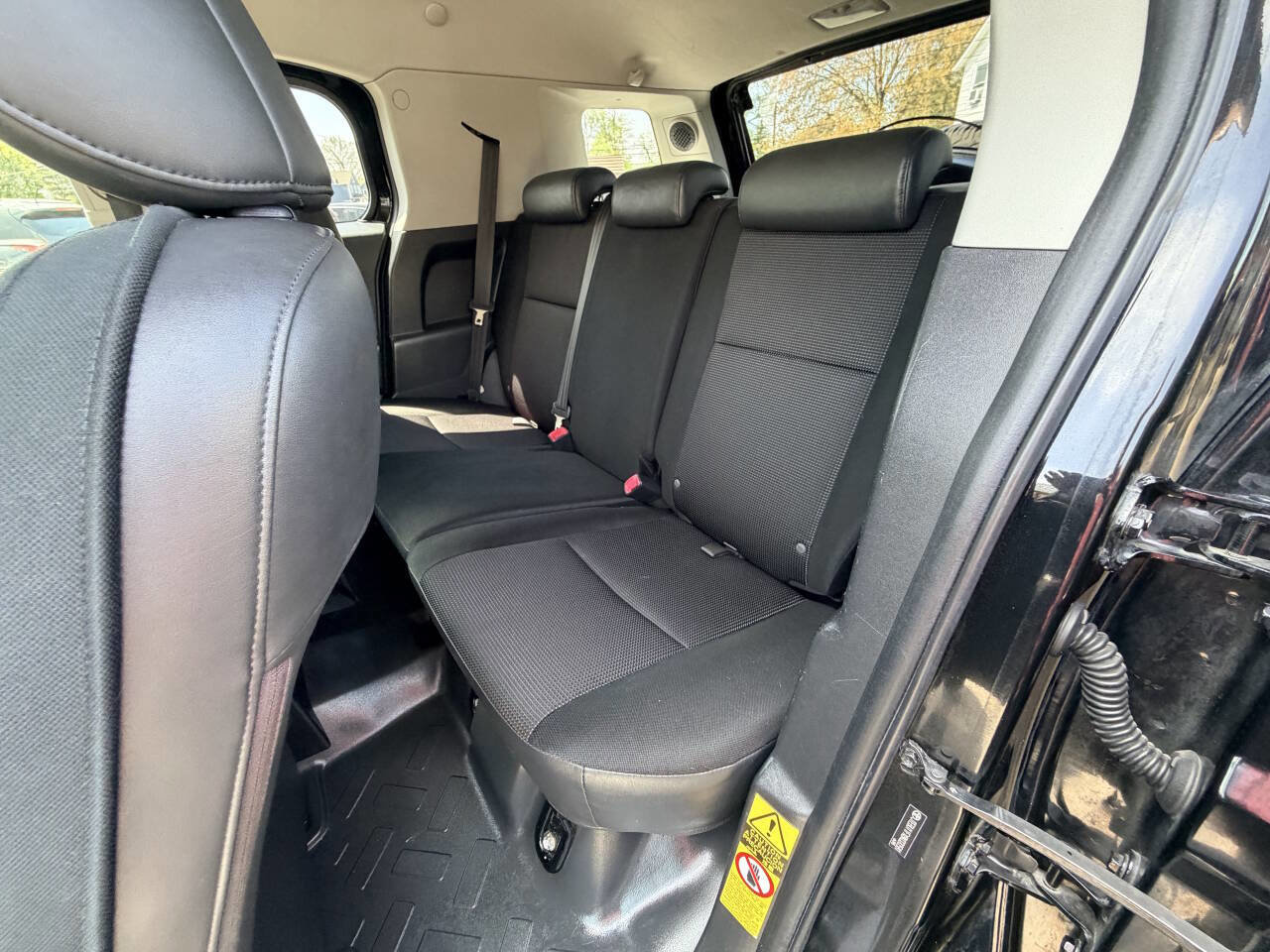 Used 2008 Toyota FJ Cruiser 4WD image 26