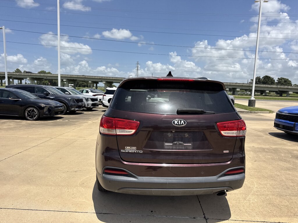 Used 2016 Kia Sorento FWD w/ LX Convenience Package image 21
