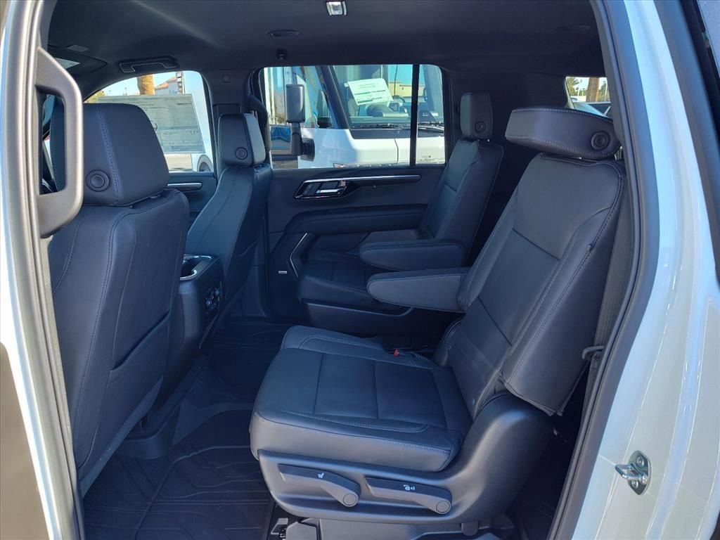 New 2026 Chevrolet Suburban LT w/ Comfort Package image 7