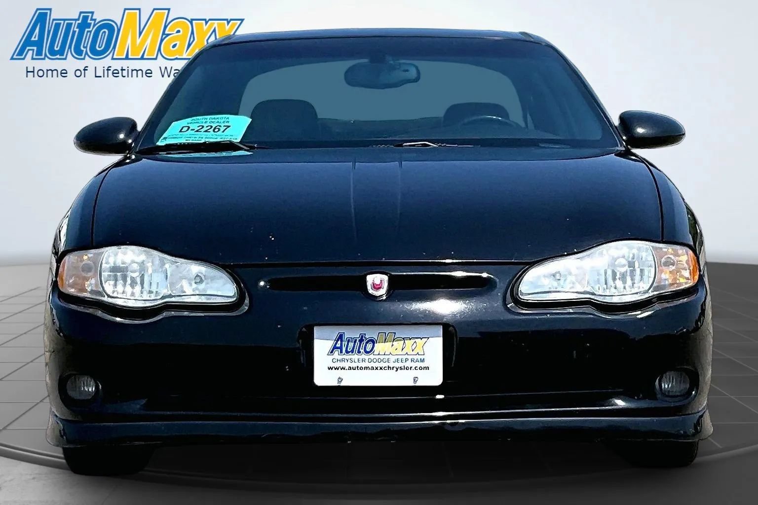 Used 2004 Chevrolet Monte Carlo SS w/ Preferred Equipment Group FWD image 2