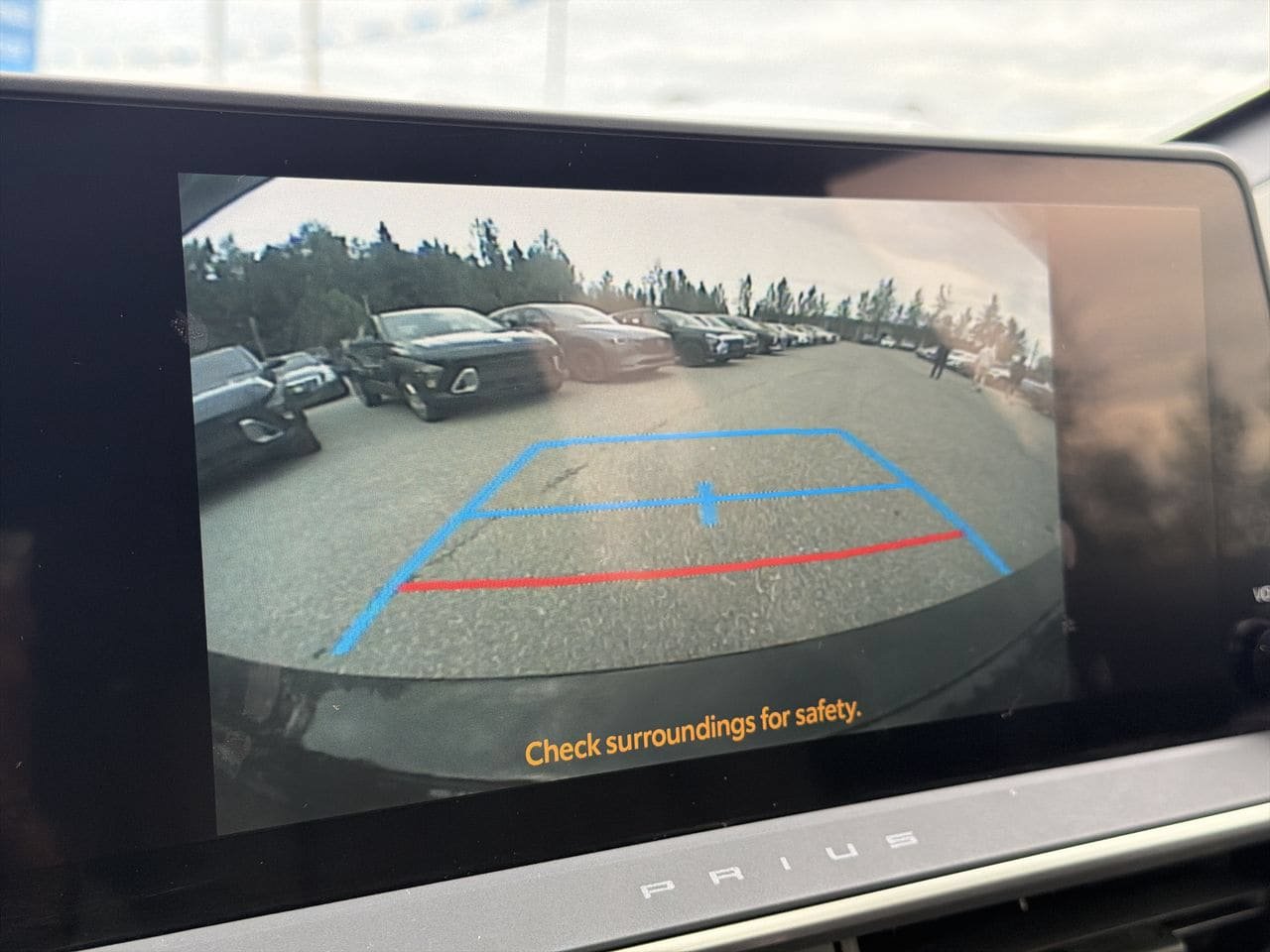 Used 2023 Toyota Prius XLE AWD/4WD image 17