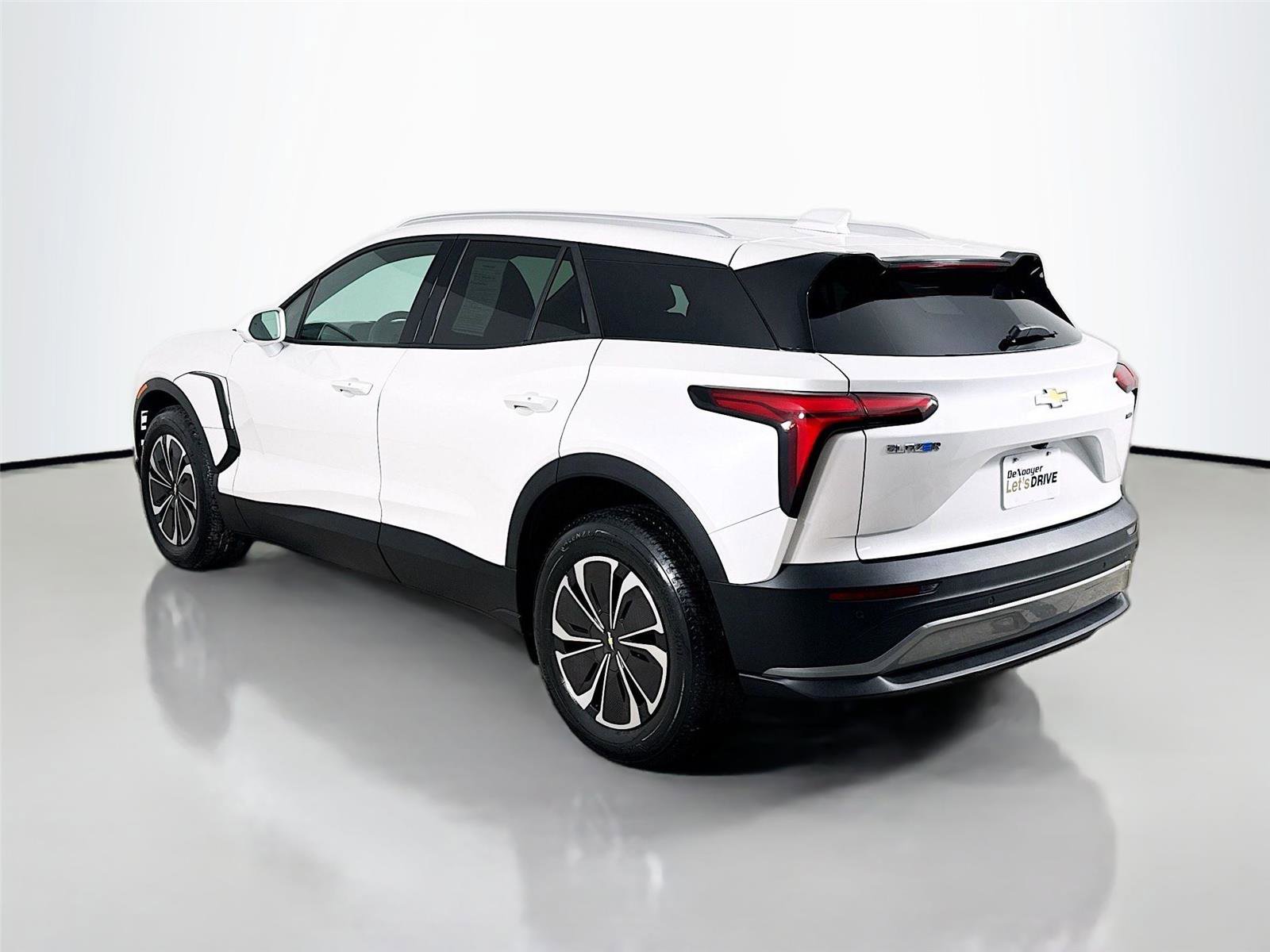 Used 2024 Chevrolet Blazer EV LT image 6