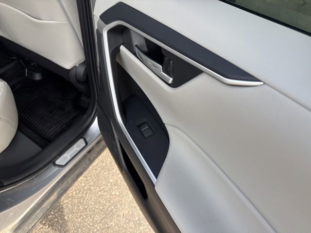 Used 2024 Toyota RAV4 XLE Premium w/ Weather Package AWD/4WD image 32