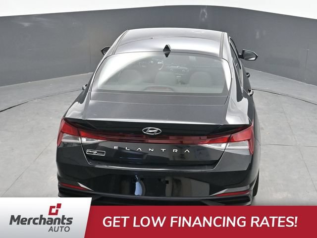 Used 2023 Hyundai Elantra SEL w/ Convenience Package FWD image 27