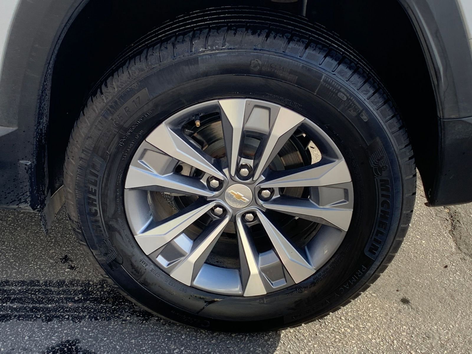 Used 2025 Chevrolet Equinox LT image 29