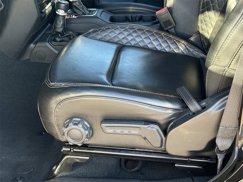 Used 2023 Jeep Gladiator Overland image 24