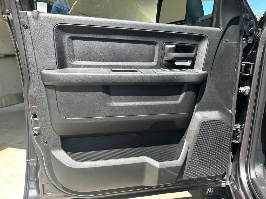 Used 2025 RAM 2500 Tradesman AWD/4WD image 32