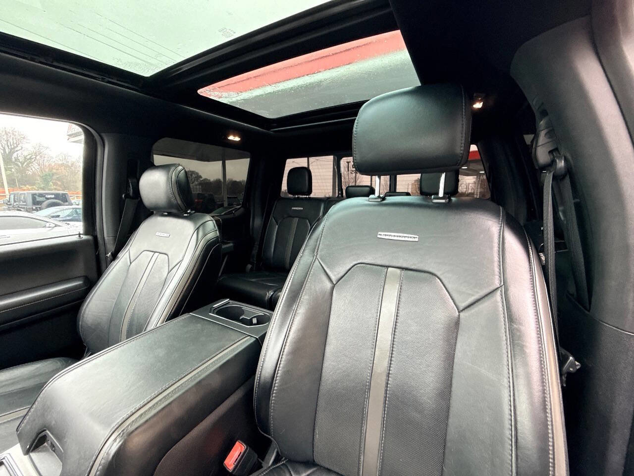 Used 2017 Ford F350 Platinum w/ Platinum Ultimate Package image 40