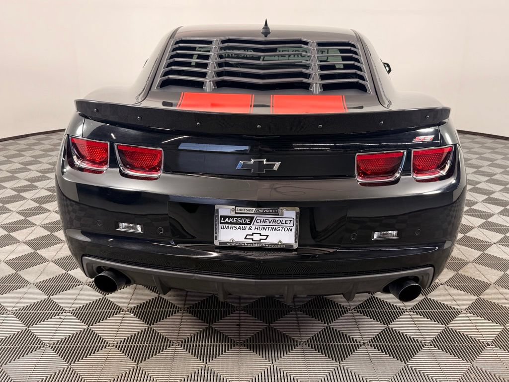 Used 2010 Chevrolet Camaro SS w/ RS Package RWD image 5