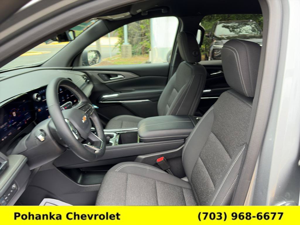 Certified 2025 Chevrolet Traverse LT w/ Driver Confidence Package AWD/4WD image 21