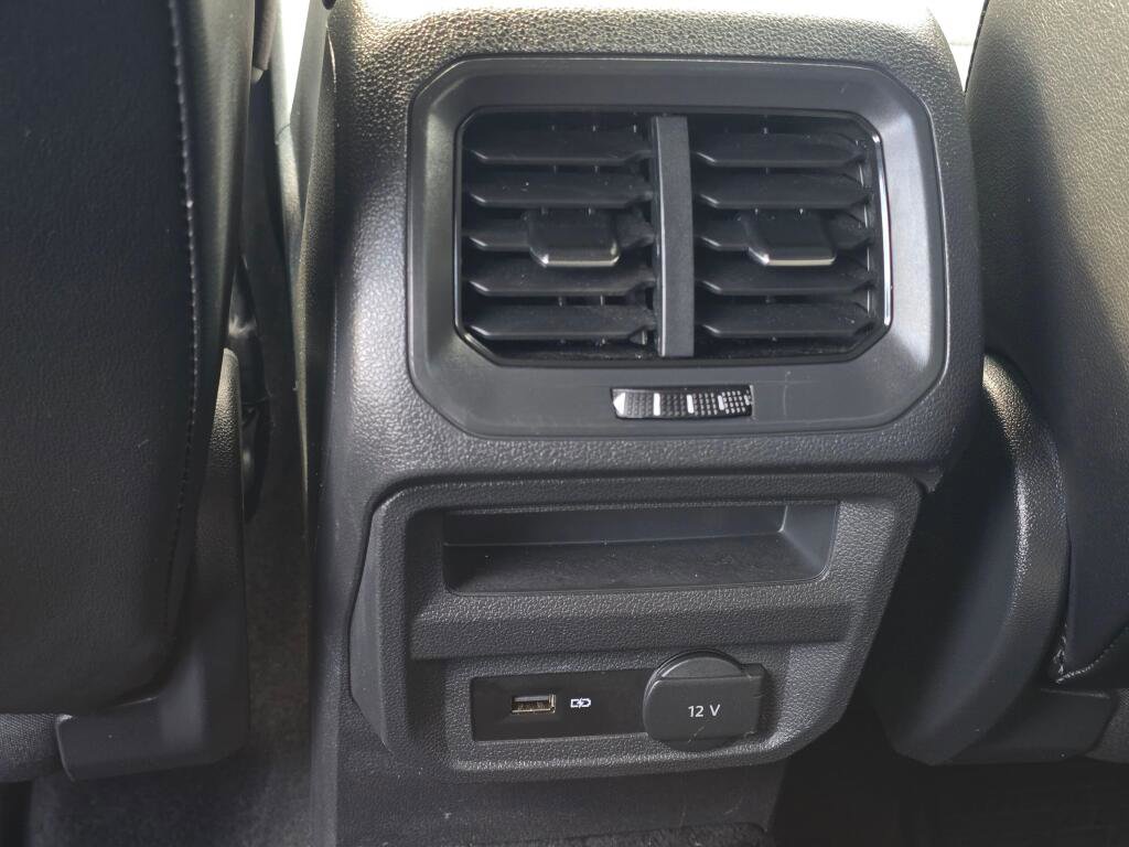 Used 2019 Volkswagen Tiguan SE w/ 3rd Row Seat Package image 19