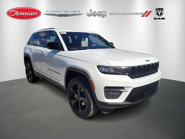 New 2025 Jeep Grand Cherokee Altitude RWD video 1