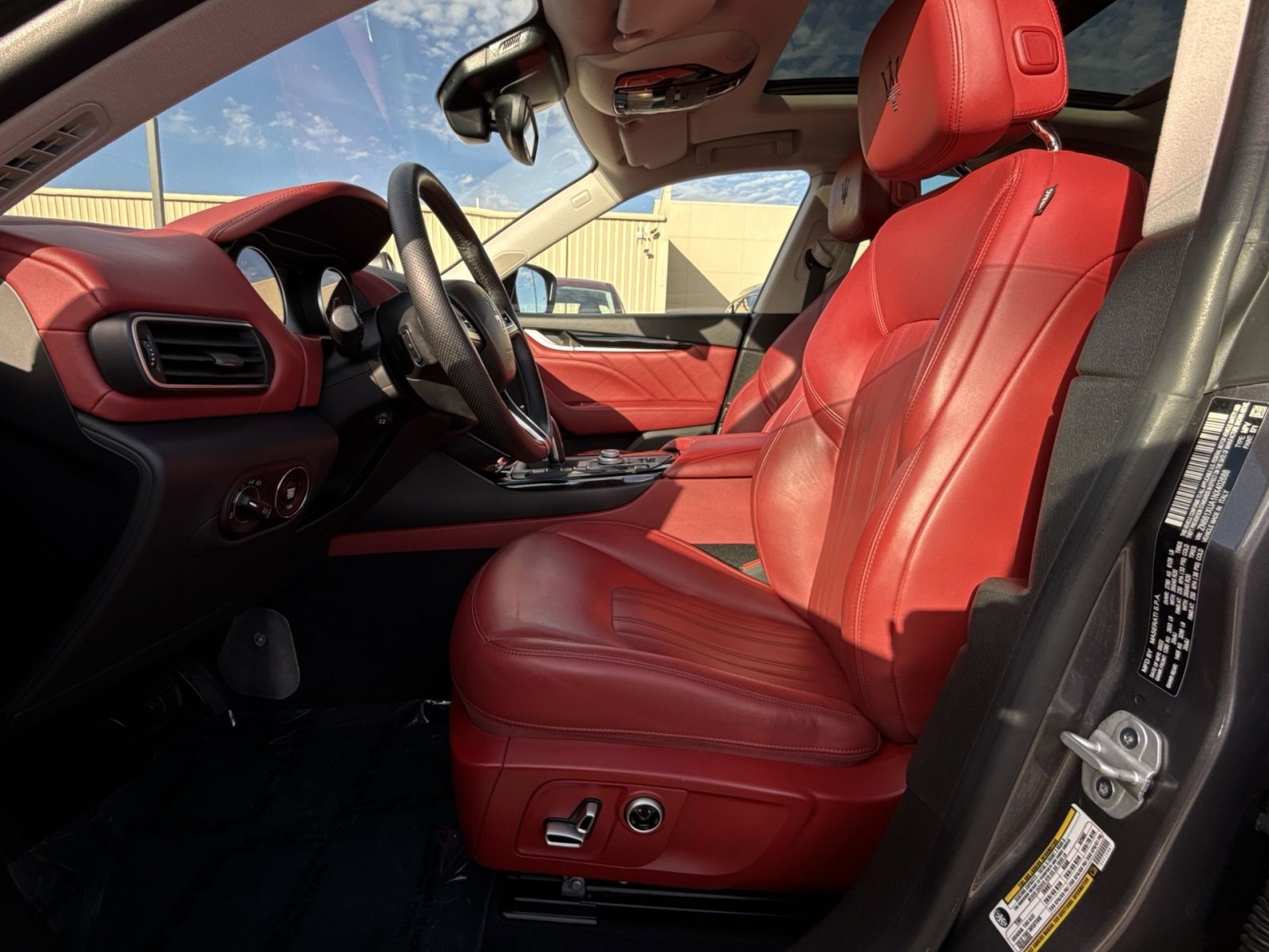 Used 2022 Maserati Levante GT image 13