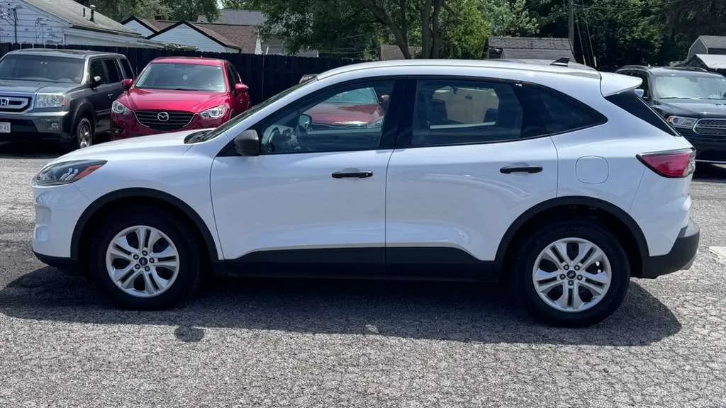 Used 2020 Ford Escape S AWD/4WD image 2