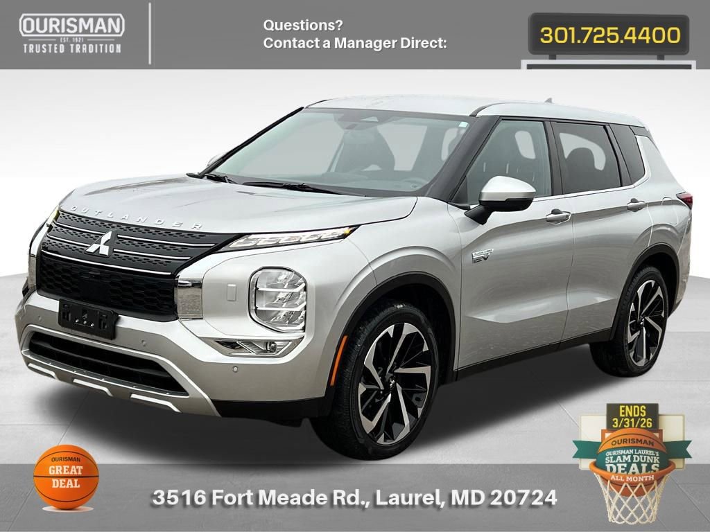 Used 2023 Mitsubishi Outlander SE image 4