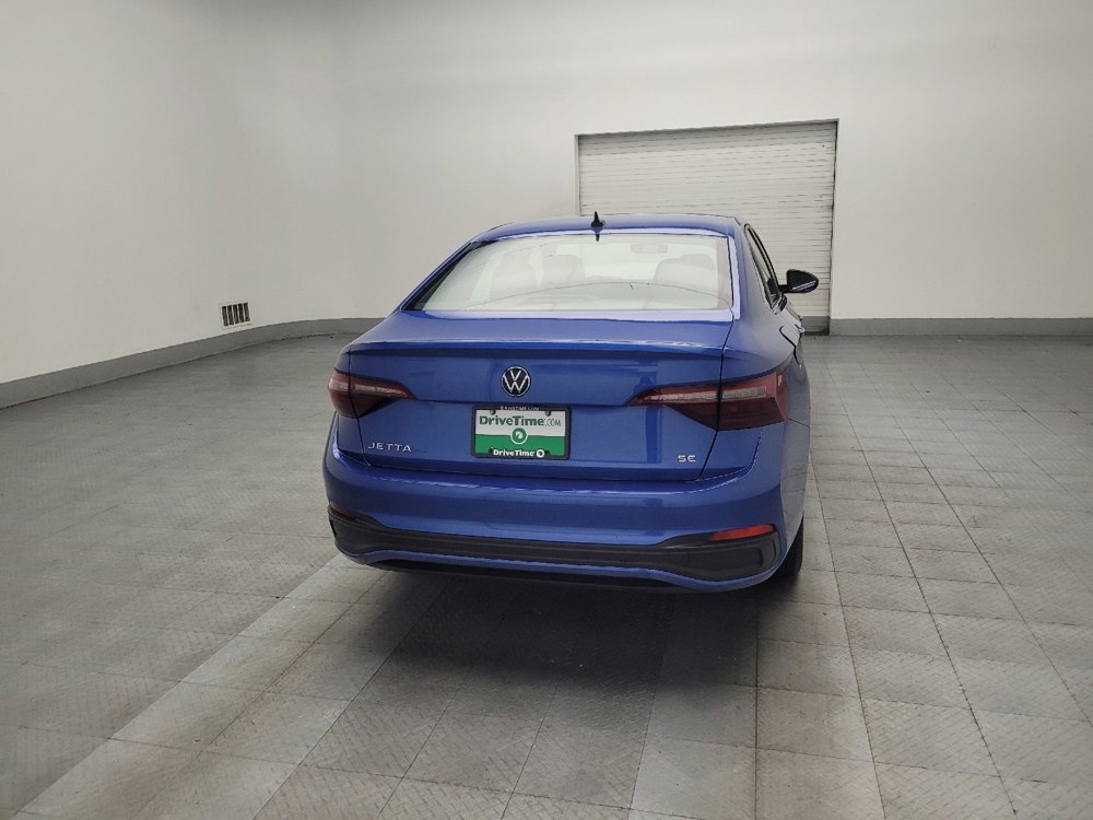 Used 2024 Volkswagen Jetta SE image 7