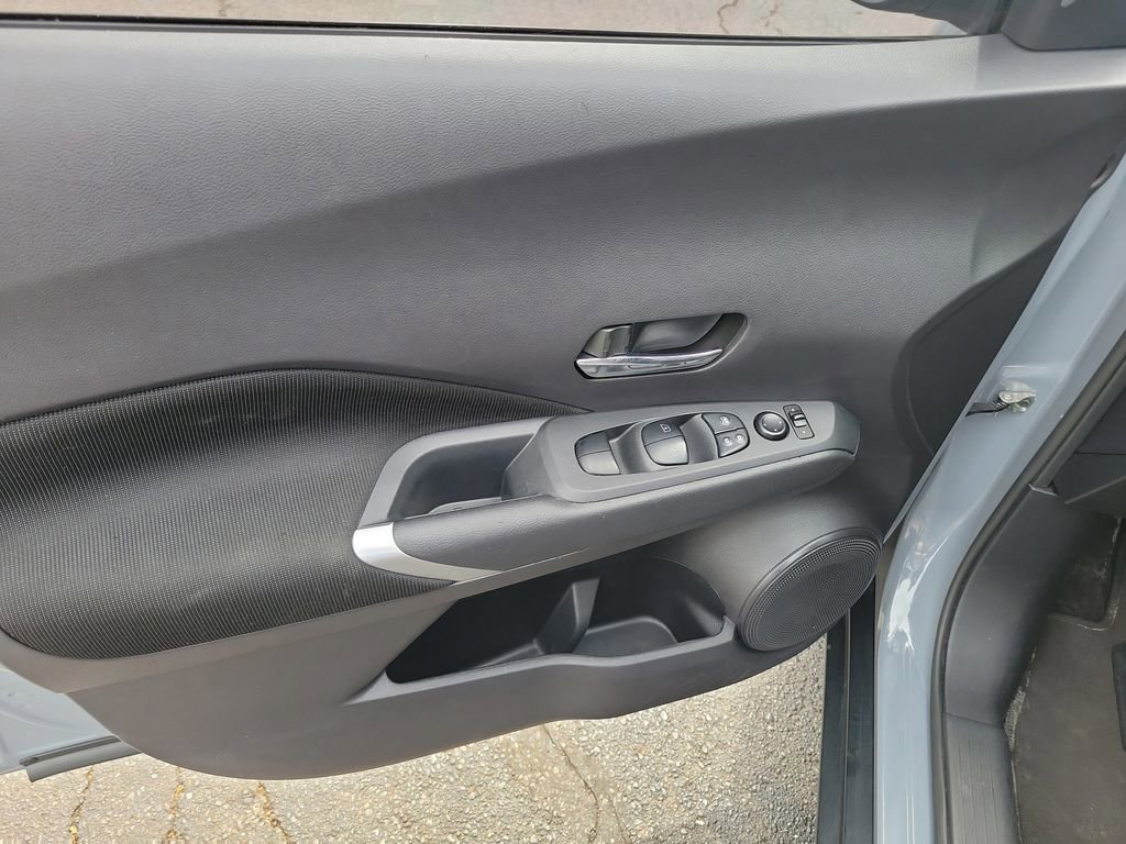 Used 2023 Nissan Kicks SV FWD image 21