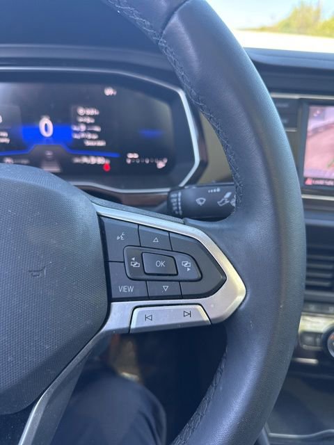 Used 2024 Volkswagen Jetta SE w/ Panoramic Sunroof Package FWD image 17