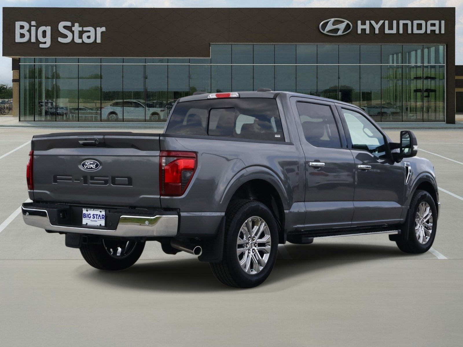 Used 2024 Ford F150 XLT w/ Equipment Group 303A High image 4