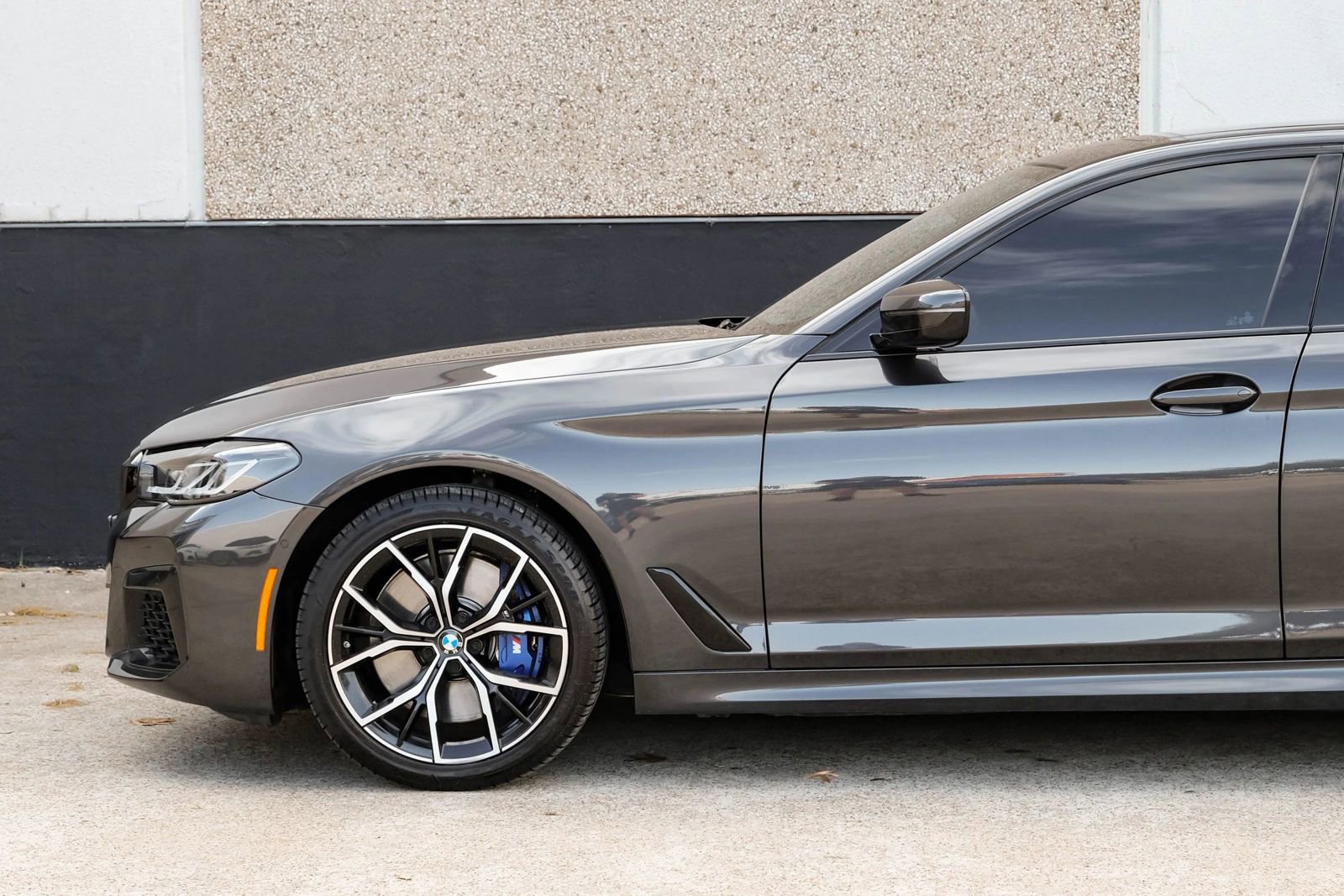 Used 2023 BMW 540i xDrive w/ Executive Package image 20