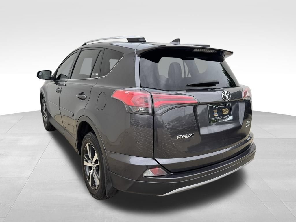 Used 2017 Toyota RAV4 XLE w/ Protection Package AWD/4WD image 4